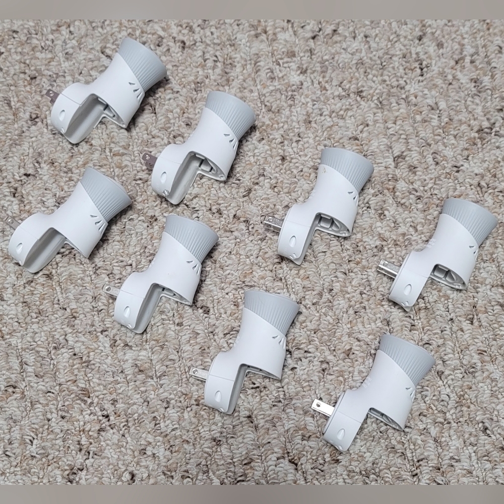 Eight Airwick Wall Outlet Plug In Set